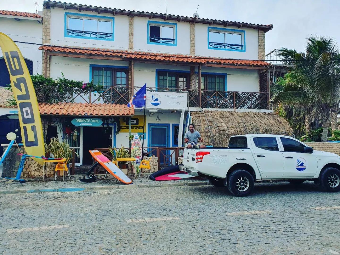 Pensao Alcinda Bettencourt 100 Meters To The Beachfront Santa Maria Exterior foto